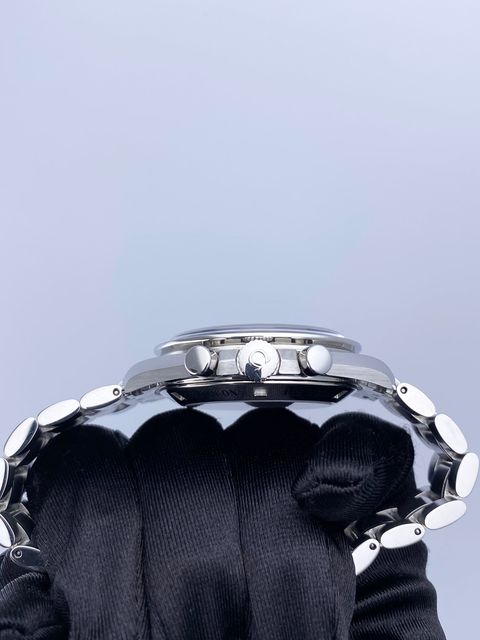 Omega Speedmaster Moonwatch 311.30.42.30.13.001 Image 4